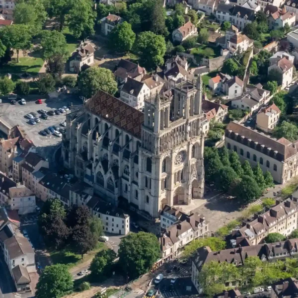 Mantes la Jolie courtier en énergie Optima énergie